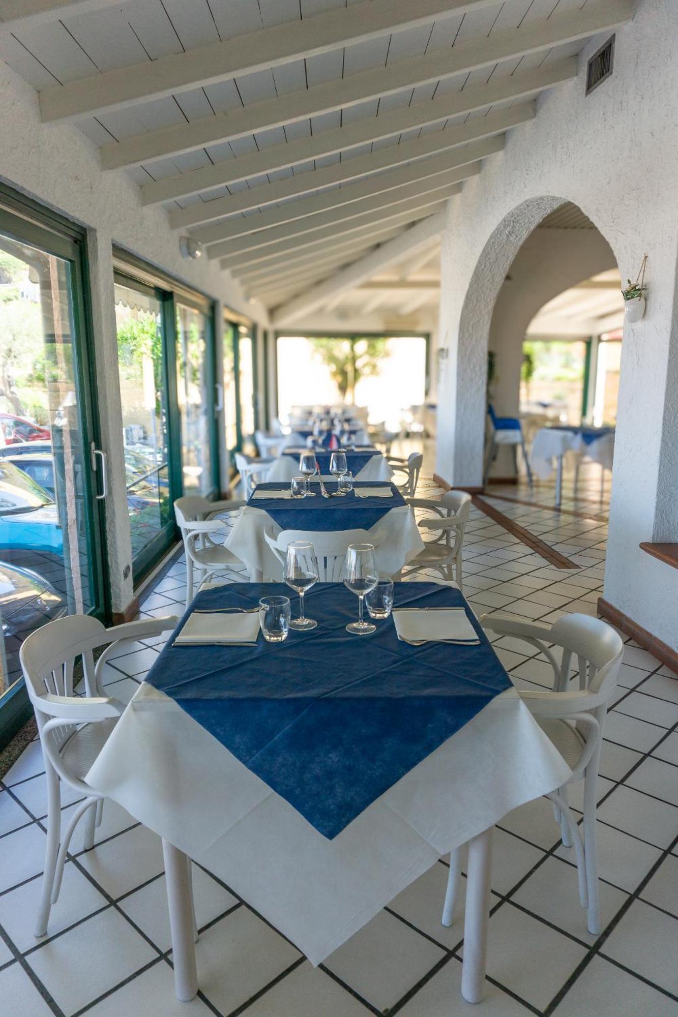 Hotel Il Perseo Chiessi Екстериор снимка